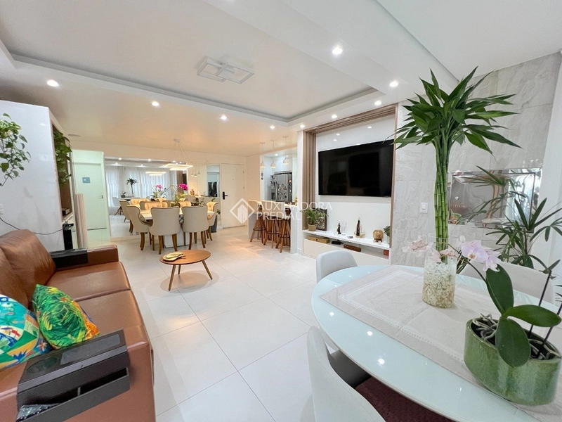 Apartamento finamente mobiliado à venda no Kobrasol | 3 dormitórios | 2 vagas | São José/SC: 1ª foto da galeria de imagens do imóvel