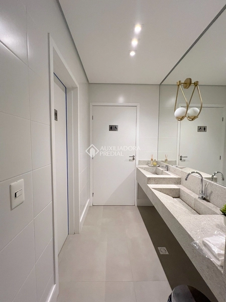 Apartamento finamente mobiliado à venda no Kobrasol | 3 dormitórios | 2 vagas | São José/SC: 33ª foto da galeria de imagens do imóvel