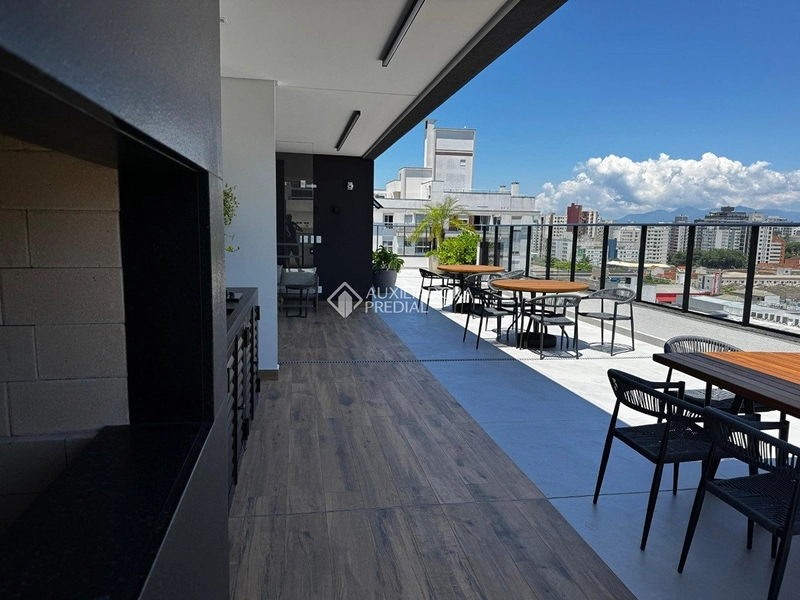 Apartamento para alugar no Centro de Florianópolis | 2 suítes | churrasqueira | vaga + hobby box: 22ª foto da galeria de imagens do imóvel