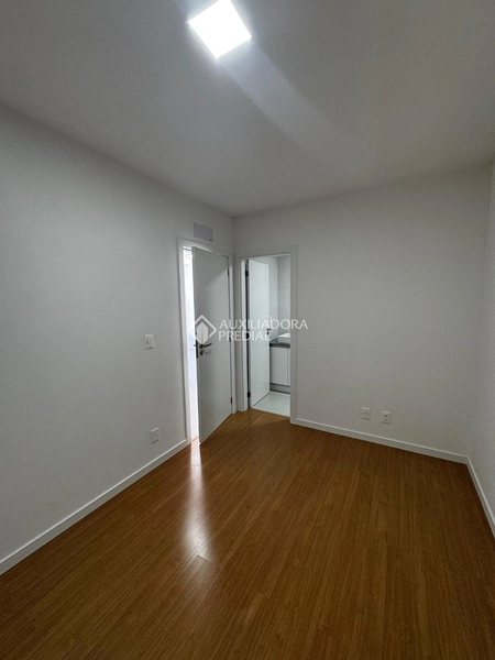 Apartamento para alugar no Centro de Florianópolis | 2 suítes | churrasqueira | vaga + hobby box: 11ª foto da galeria de imagens do imóvel