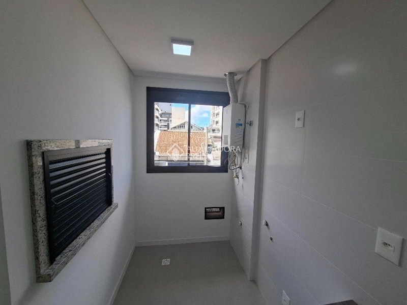 Apartamento para alugar no Centro de Florianópolis | 2 suítes | churrasqueira | vaga + hobby box: 18ª foto da galeria de imagens do imóvel