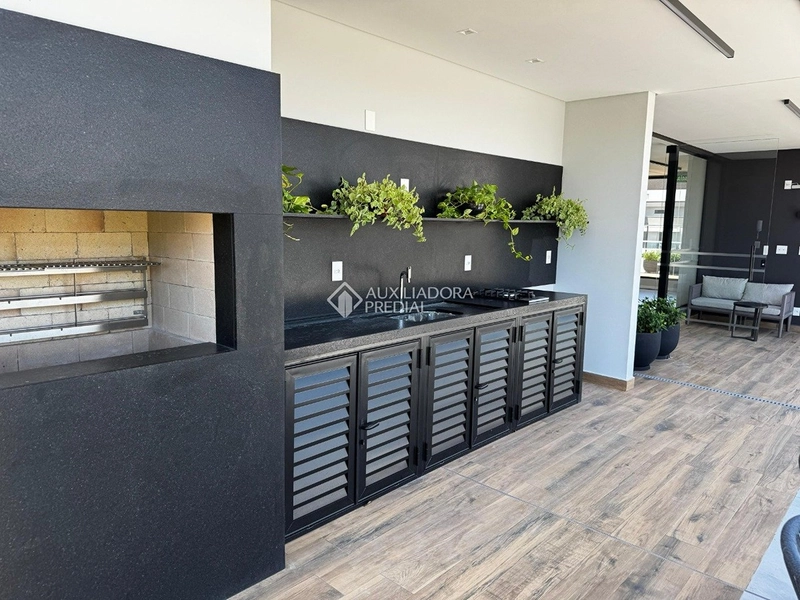 Apartamento para alugar no Centro de Florianópolis | 2 suítes | churrasqueira | vaga + hobby box: 28ª foto da galeria de imagens do imóvel