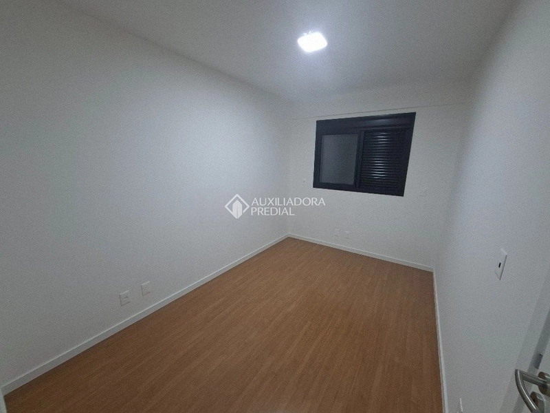 Apartamento para alugar no Centro de Florianópolis | 2 suítes | churrasqueira | vaga + hobby box: 15ª foto da galeria de imagens do imóvel