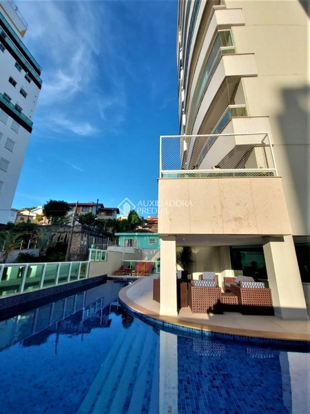 Apartamento 3 dormitórios com 2 suítes na Agronômica, a 50m da Beira-Mar Norte, 2 vagas + hobby box: 35ª foto da galeria de imagens do imóvel