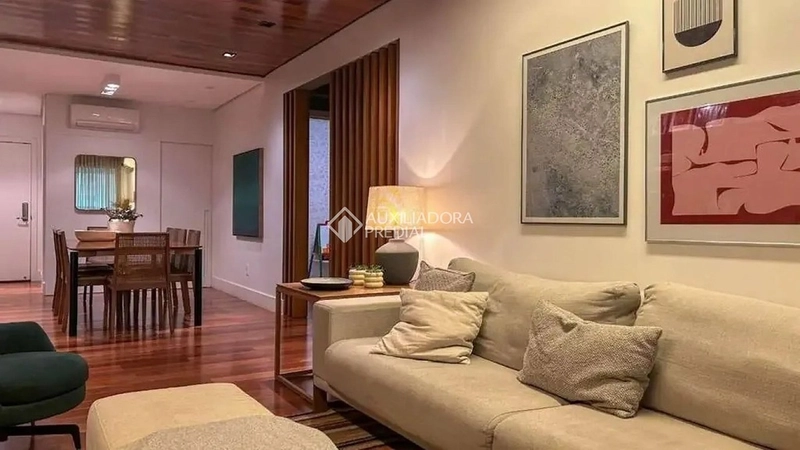 Apartamento 3 dormitórios com 2 suítes na Agronômica, a 50m da Beira-Mar Norte, 2 vagas + hobby box: 15ª foto da galeria de imagens do imóvel