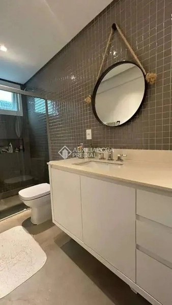 Apartamento 3 dormitórios com 2 suítes na Agronômica, a 50m da Beira-Mar Norte, 2 vagas + hobby box: 22ª foto da galeria de imagens do imóvel