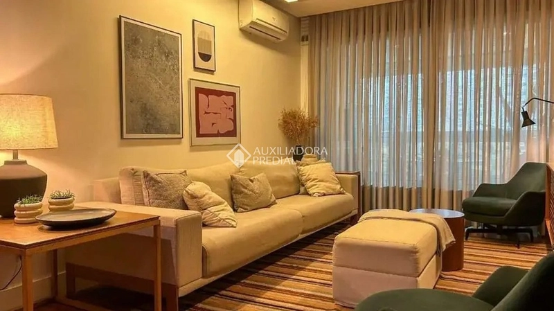 Apartamento 3 dormitórios com 2 suítes na Agronômica, a 50m da Beira-Mar Norte, 2 vagas + hobby box: 8ª foto da galeria de imagens do imóvel