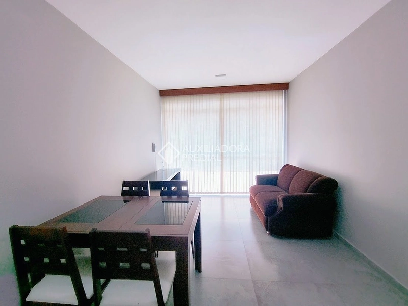 Apartamento mobiliado para alugar no Córrego Grande Florianópolis | 2 dormitórios | sacada | próximo à UFSC: 2ª foto da galeria de imagens do imóvel