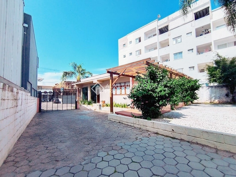 Apartamento mobiliado para alugar no Córrego Grande Florianópolis | 2 dormitórios | sacada | próximo à UFSC: 18ª foto da galeria de imagens do imóvel