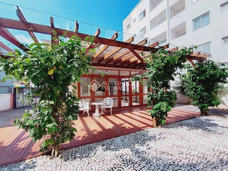 Apartamento mobiliado para alugar no Córrego Grande Florianópolis | 2 dormitórios | sacada | próximo à UFSC: 19ª foto da galeria de imagens do imóvel