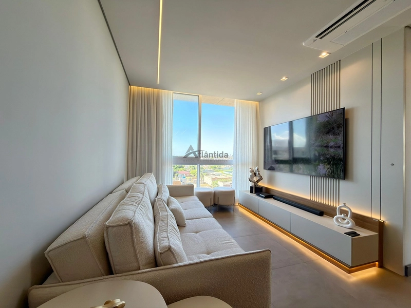 Apartamento no Livin Resort Atlântida com 2 dormitórios, sacada de frente com vista para o mar, mobiliado e decorado, climatização completa e box duplo.: 6ª foto da galeria de imagens do imóvel