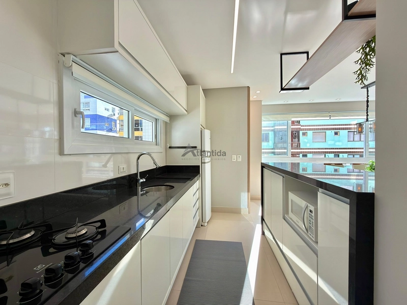 Apartamento à venda em Capão da Canoa com 2 dormitórios, suíte, sacada de frente, churrasqueira, mobiliado e decorado.: 16ª foto da galeria de imagens do imóvel