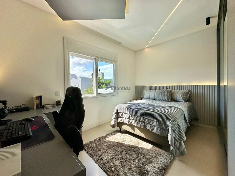 Sobrado mobiliado e decorado com 5 suítes no condomínio Velas da Marina: 3ª foto da galeria de imagens do imóvel