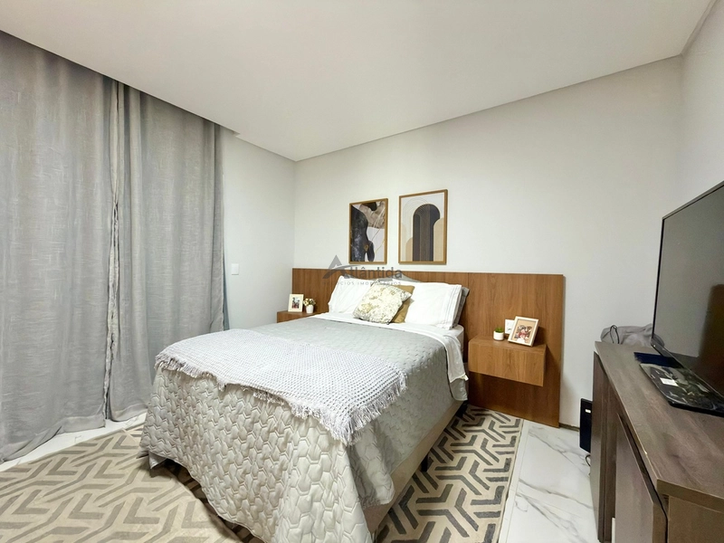 Sobrado beira lago no Capão Ilhas Resort com 350 m², 5 suítes, piscina, lareira, espaço gourmet, mobiliado e decorado, com vaga coberta para 2 carros.: 37ª foto da galeria de imagens do imóvel