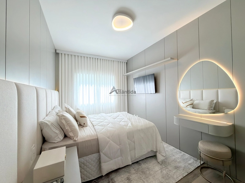 Apartamento em Navegantes com vista para o mar e serra, 3 dormitórios, home office, mobiliado, decorado, climatizado e com 2 boxes de garagem.: 7ª foto da galeria de imagens do imóvel