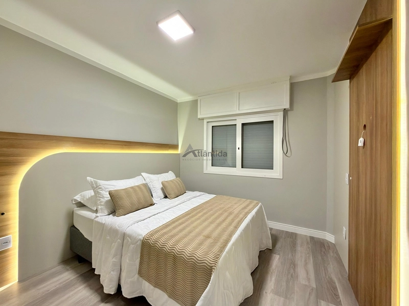 Apartamento amplo com 3 dormitórios, sacada de frente, mobiliado e decorado, com excelente posição solar e valor abaixo do mercado.: 25ª foto da galeria de imagens do imóvel