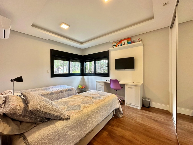 Casa no Condomínio Carmel com 215 m², 3 suítes, ambientes integrados, cortinas automatizadas e excelente localização na Avenida Central de Atlântida.: 22ª foto da galeria de imagens do imóvel