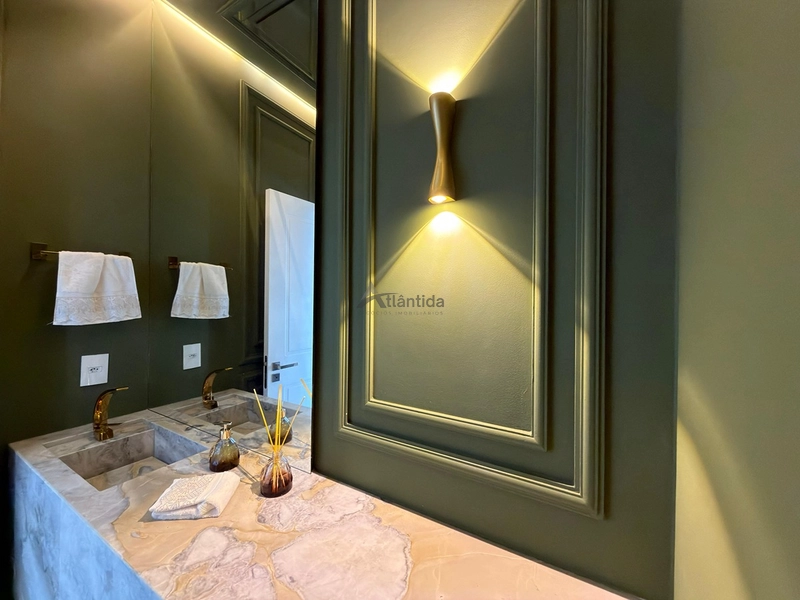 Casa beira lago no Capão Ilhas Resort com 350 m², 4 suítes, sala de cinema, piscina de concreto, automação e excelente vista para o lago.: 16ª foto da galeria de imagens do imóvel