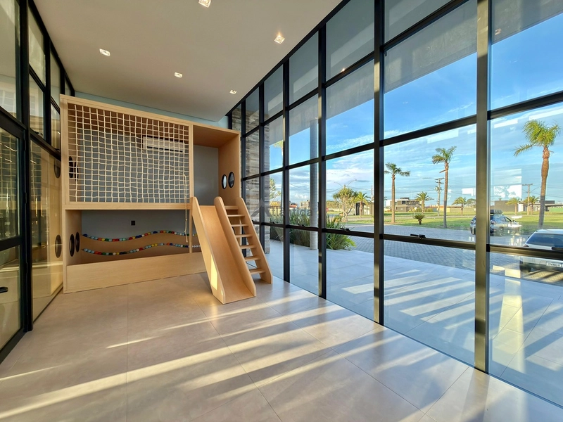 Casa térrea mobiliada no Allure Xangri-Lá com 4 suítes, living com lareira e automação nas cortinas e persianas.: 44ª foto da galeria de imagens do imóvel