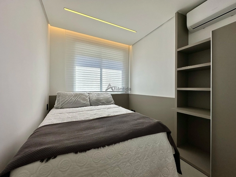 Apartamento beira-mar com vista eterna para o mar, 3 dormitórios, sacada com churrasqueira, hall privativo e 117 m² privativos, totalmente mobiliado e decorado.: 13ª foto da galeria de imagens do imóvel