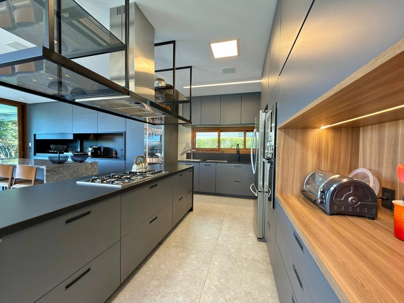 Sobrado mobiliado e decorado com 5 suítes no condomínio Velas da Marina: 31ª foto da galeria de imagens do imóvel