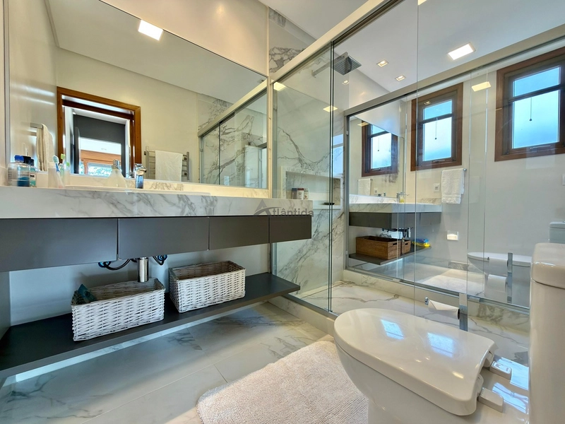 Sobrado mobiliado e decorado com 5 suítes no condomínio Velas da Marina: 47ª foto da galeria de imagens do imóvel