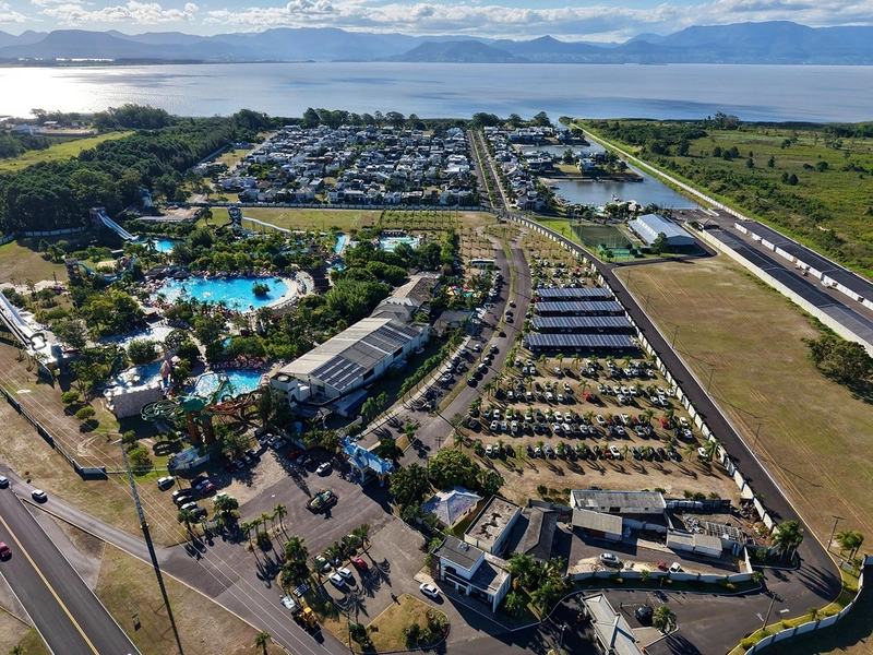 Sobrado mobiliado e decorado com 5 suítes no condomínio Velas da Marina: 26ª foto da galeria de imagens do imóvel