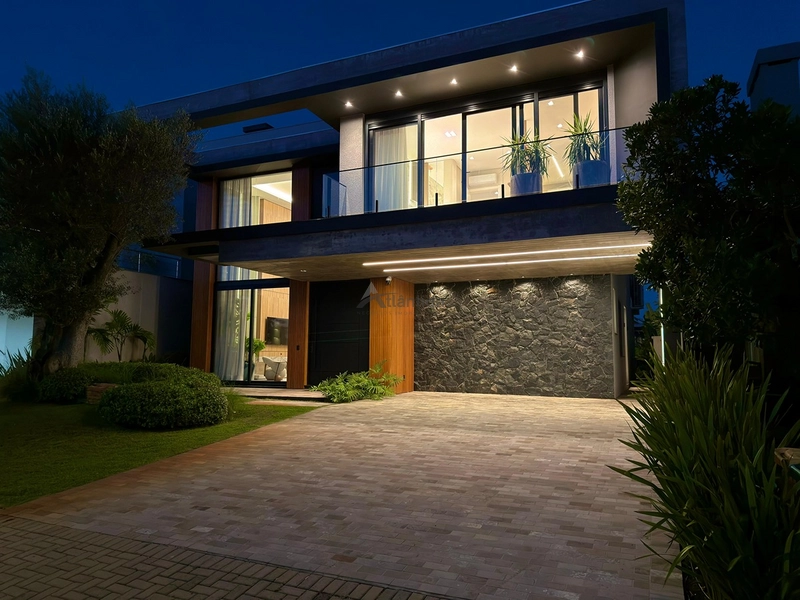 Casa de luxo no Velas da Marina com vista para lagoa, 5 suítes, automação Alexa e projeto assinado.: 1ª foto da galeria de imagens do imóvel