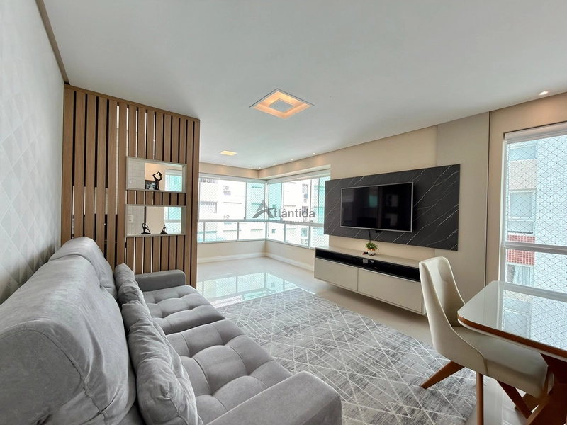 Apartamento amplo à venda com 3 dormitórios na Zona Nova em Capão da Canoa: 4ª foto da galeria de imagens do imóvel