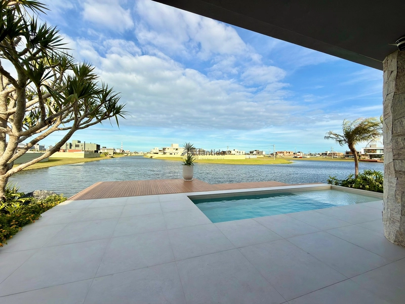 Sobrado no Amare Home Resort com 357,35 m², 5 suítes, piscina de concreto, espaço gourmet, mobiliário assinado e acabamentos de alto padrão em um dos condomínios mais completos do litoral.: 21ª foto da galeria de imagens do imóvel