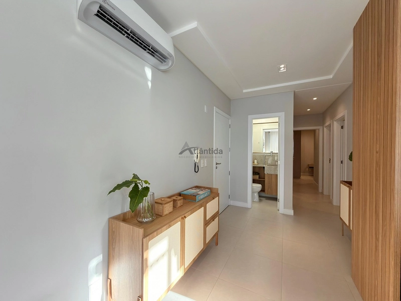 Apartamento de esquina na Zona Nova com 3 dormitórios, vista para o mar, sol da manhã, mobiliado e decorado, com 1 box para carro.: 22ª foto da galeria de imagens do imóvel