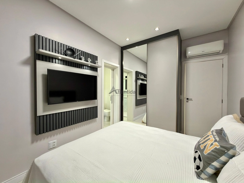 Sobrado mobiliado e decorado no Velas da Marina com 4 suítes, jacuzzi, living com pé-direito alto e condição especial de pagamento.: 23ª foto da galeria de imagens do imóvel