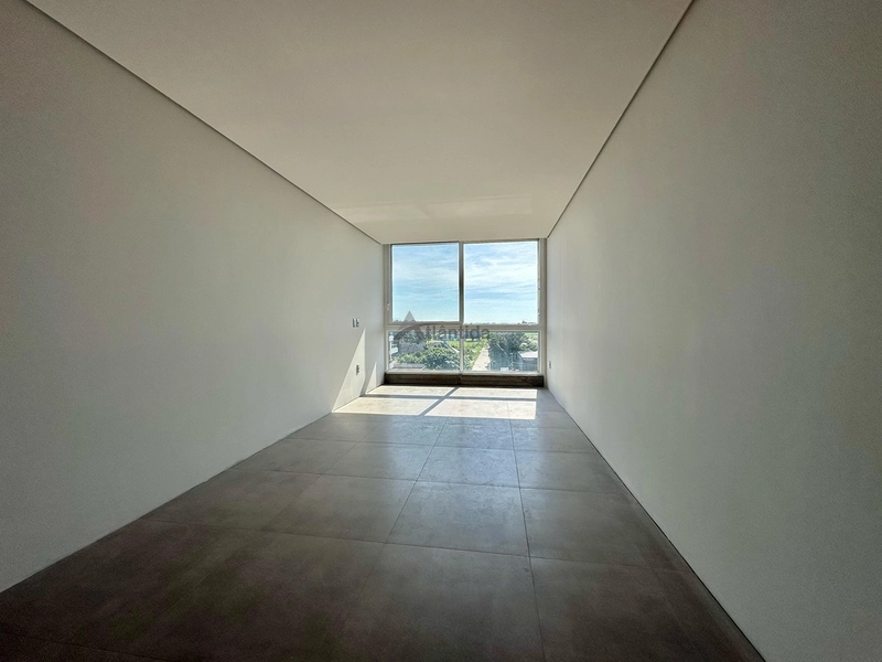 Apartamento com vista para Atlântida, suíte e infraestrutura completa de resort.: 4ª foto da galeria de imagens do imóvel