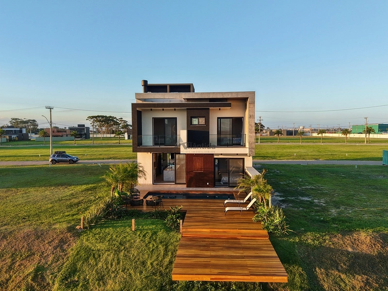 Casa beira lago no Condomínio Allure com 277 m², 4 suítes, piscina aquecida com spa, automação Alexa, piso aquecido e vista definitiva para o lago.: 28ª foto da galeria de imagens do imóvel