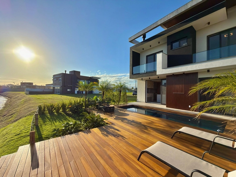 Casa beira lago no Condomínio Allure com 277 m², 4 suítes, piscina aquecida com spa, automação Alexa, piso aquecido e vista definitiva para o lago.: 15ª foto da galeria de imagens do imóvel