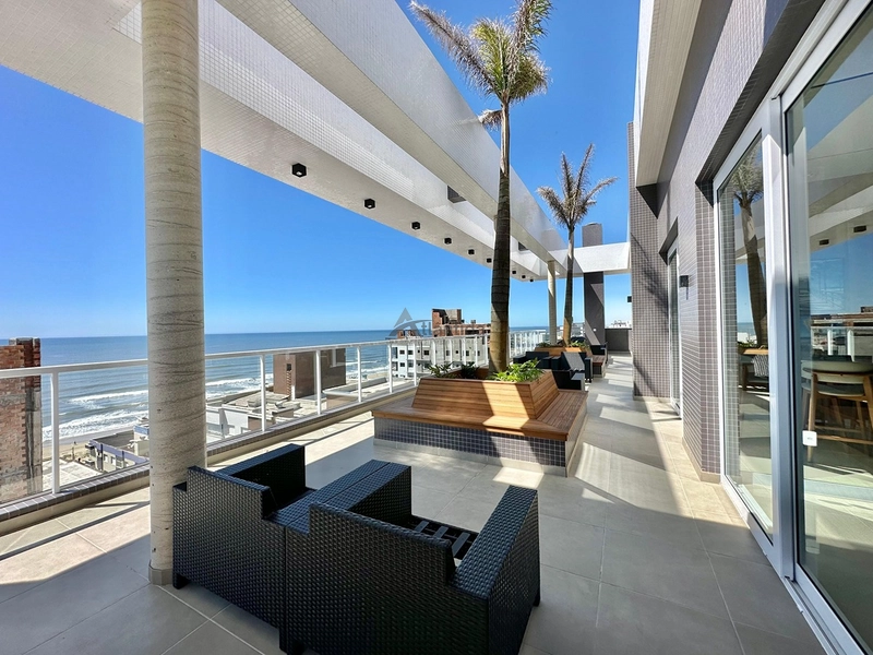 Apartamento na Zona Nova com 2 dormitórios, frente leste, sacada separada, climatizado, mobiliado e decorado, em edifício com rooftop, piscina e infraestrutura completa, a 1 quadra do mar.: 7ª foto da galeria de imagens do imóvel