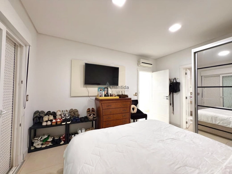 Casa mobiliada com 4 suítes e piscina privativa no Acqualina Beach Village.: 13ª foto da galeria de imagens do imóvel