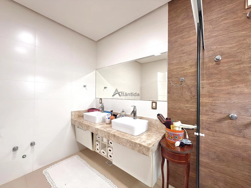 Casa mobiliada com 4 suítes e piscina privativa no Acqualina Beach Village.: 14ª foto da galeria de imagens do imóvel