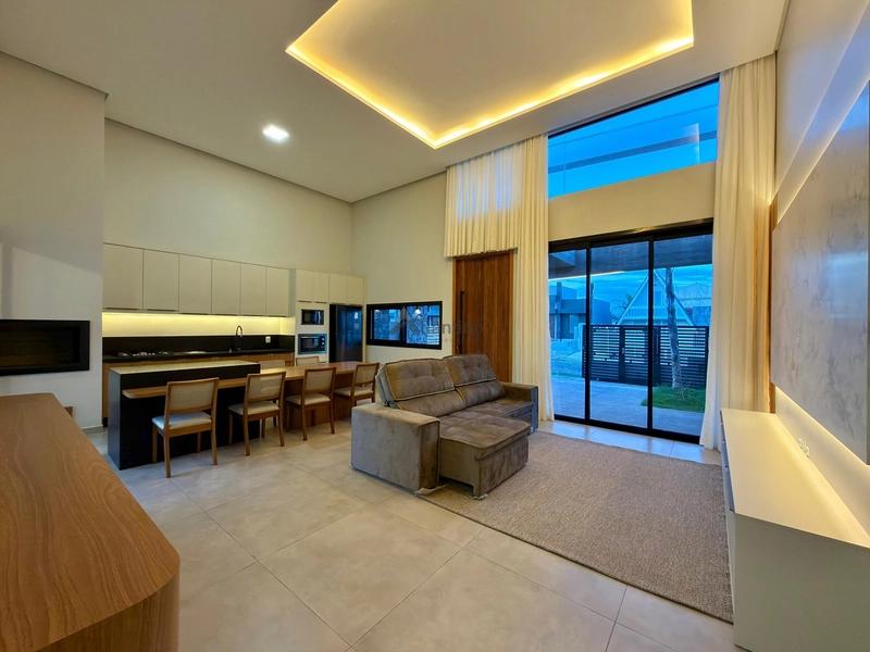 Casa no Jardim Beira Mar com 124 m², 3 suítes, piscina, banheira de hidromassagem, living integrado e localização a apenas 2 quadras do mar.: 13ª foto da galeria de imagens do imóvel