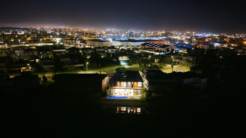 Sobrado de Luxo à Venda no Condomínio Enseada em Xangri-lá – 6 Suítes Beira de Lago com Elevador e Piscina: 49ª foto da galeria de imagens do imóvel