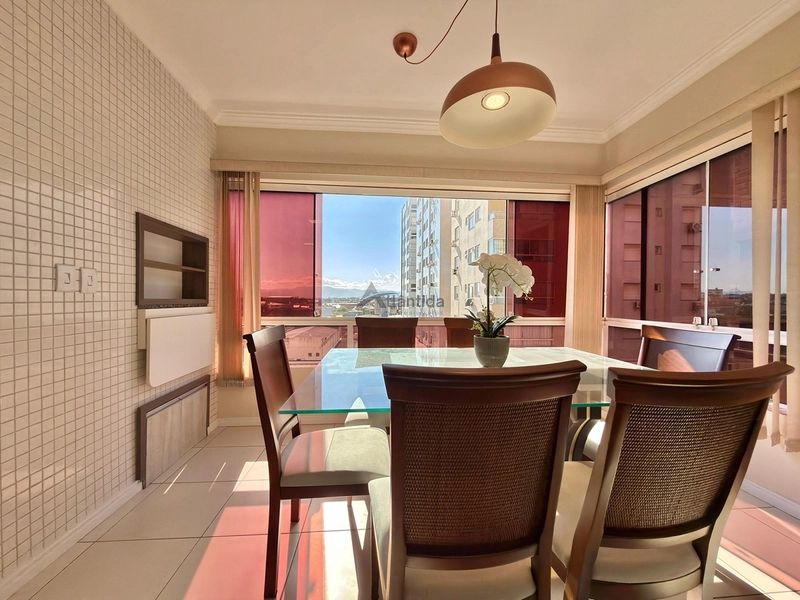 Apartamento mobiliado e decorado no Centro de Capão da Canoa, com 3 dormitórios, ampla sacada com churrasqueira, box com depósito e excelente condição de oportunidade.: 17ª foto da galeria de imagens do imóvel