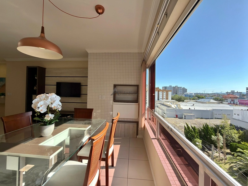 Apartamento mobiliado e decorado no Centro de Capão da Canoa, com 3 dormitórios, ampla sacada com churrasqueira, box com depósito e excelente condição de oportunidade.: 13ª foto da galeria de imagens do imóvel