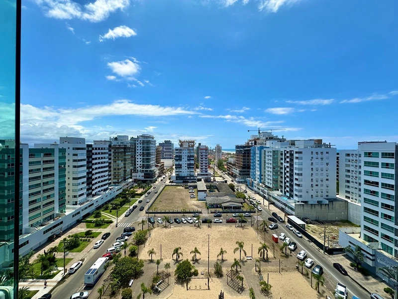 Apartamento amplo com sacada de frente e infraestrutura espetacular em Capão da Canoa.: 3ª foto da galeria de imagens do imóvel