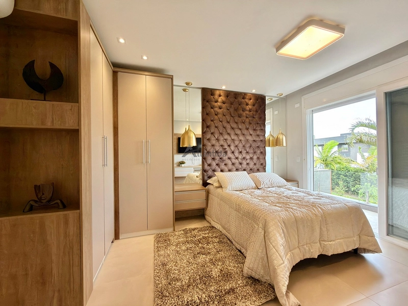 Sobrado no Capão Ilhas Resort com 300 m², 4 suítes, ambientes integrados, espaço gourmet, mobiliado e decorado, em lote amplo e condomínio com acesso privativo à lagoa.: 29ª foto da galeria de imagens do imóvel