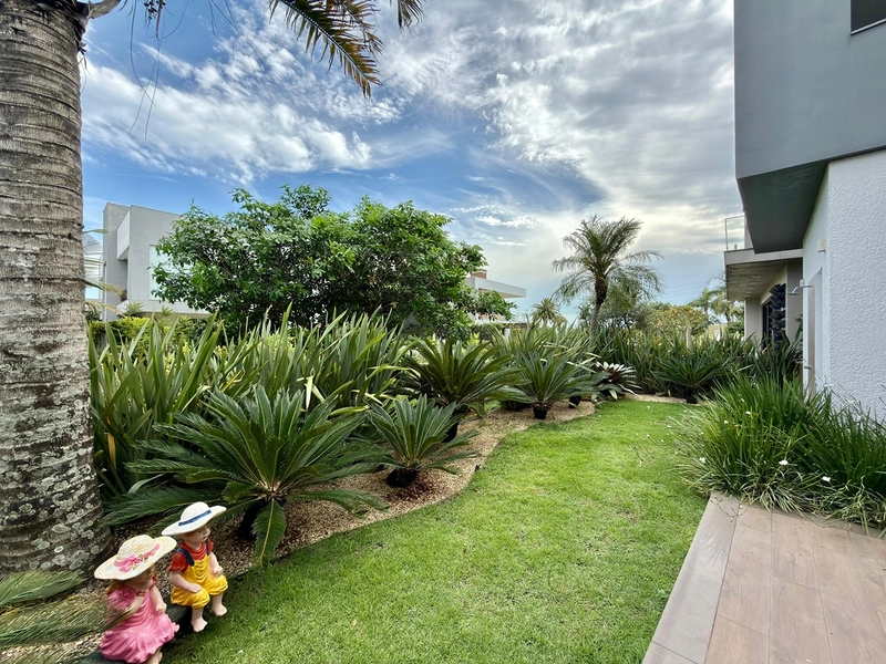 Sobrado no Capão Ilhas Resort com 300 m², 4 suítes, ambientes integrados, espaço gourmet, mobiliado e decorado, em lote amplo e condomínio com acesso privativo à lagoa.: 20ª foto da galeria de imagens do imóvel