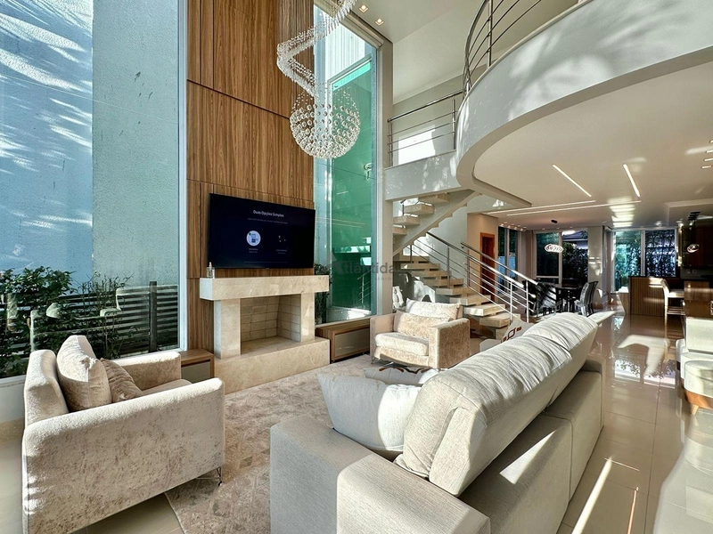 Casa mobiliada no Condado de Capão com 4 suítes, piscina e prazo direto em até 100x.: 2ª foto da galeria de imagens do imóvel
