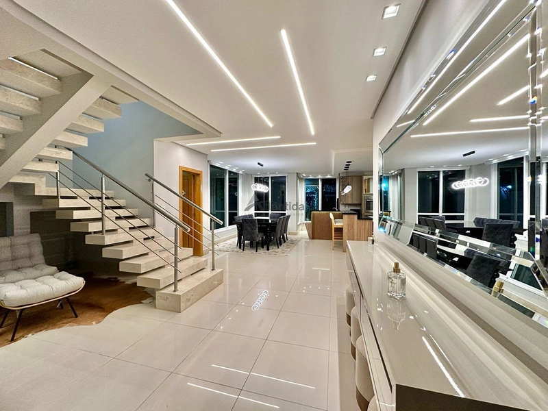Casa mobiliada no Condado de Capão com 4 suítes, piscina e prazo direto em até 100x.: 27ª foto da galeria de imagens do imóvel
