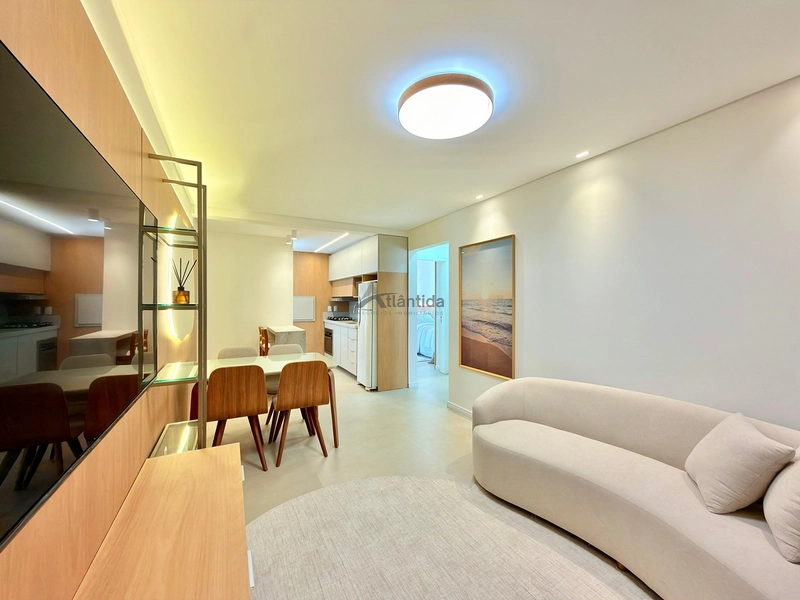 Apartamento mobiliado e decorado na Zona Nova, com 2 dormitórios, terraço em L, 101 m², 2 elevadores e vaga térrea de garagem.: 6ª foto da galeria de imagens do imóvel