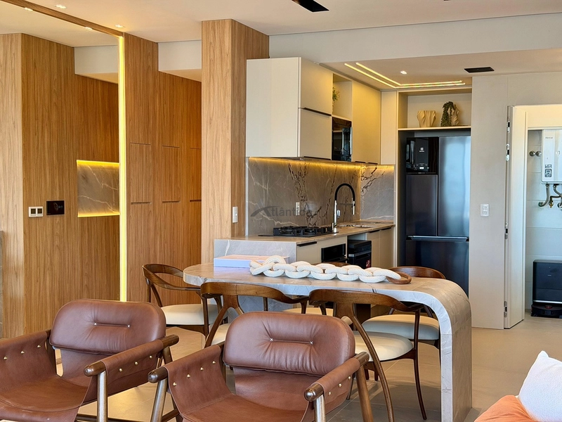 Apartamento finamente decorado na Zona Nova, com 3 dormitórios, piso aquecido, automação, som ambiente, móveis Saccaro e Dell Anno, em edifício com rooftop e infraestrutura completa.: 8ª foto da galeria de imagens do imóvel