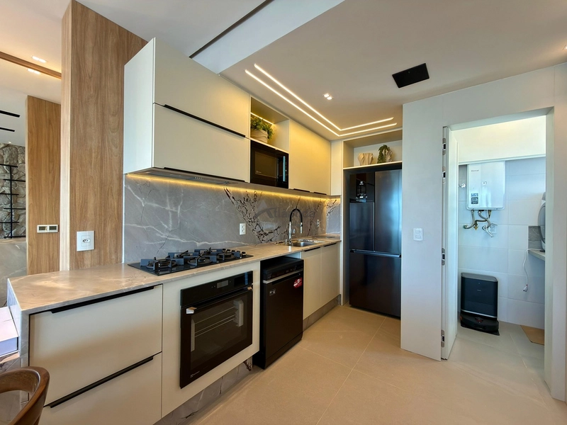 Apartamento finamente decorado na Zona Nova, com 3 dormitórios, piso aquecido, automação, som ambiente, móveis Saccaro e Dell Anno, em edifício com rooftop e infraestrutura completa.: 17ª foto da galeria de imagens do imóvel